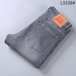 2024 Men's Jeans Casual Pants Luxury Designer Brand High Street Straight Jean Mens Blue Jeans tvättade Big Hole dragkedja Biker Pants Black Pant 29-40 #001