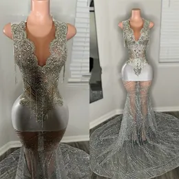 Silver O Neck Long Prom Dress For Black Girls 2024 Beaded Crystal Diamond Birthday Party Dresses Evening Gowns Tassel Robe De Ba
