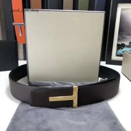 Tom Fords Tom Belt Stilista di alta qualità Uomo Donna Cinture con fibbia a T in vera pelle Accessori di abbigliamento di lusso Cintura con scatola Dustbag Tom Fords B 55