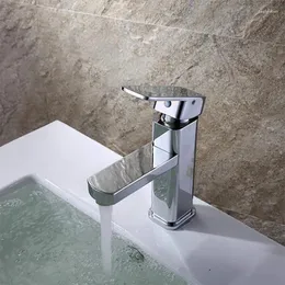 Rubinetti per lavabo bagno Rubinetto per lavabo Lavabo moderno commerciale con maniglia singola con foro cromato