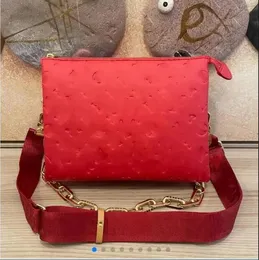 10A Coussin Påsar Högkvaliteter Kvinnors designer Purses axelväskor Crossbody Tote Square Handväskor äkta läder Två remkedjor Messenger Bag präglade Hong