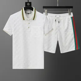 Shorts da uomo da polo sport da 2 pezzi 2024 modelli da disegnatore sportivo abito sportivo da uomo in cotone polo di cotone camicia casual pantaloni da jogger