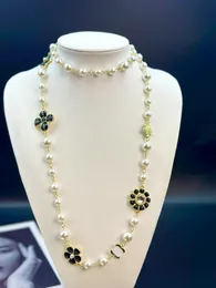 Designer halsband lång pärlhalsband för kvinnor tröja kedja tillbehör personliga temperament bröllop charms halsband