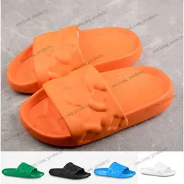 2024 NYA WATERFRONT MULE SANDALS DESIGNER KVINNER Män glider gamla blommor präglade tofflor Summer Beach Outdoor Fashion Pool Slides Flat Sandale toppkvalitativ storlek 35-45