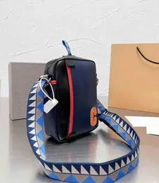 Tasarımcı Çanta Kadın Erkekler Giyen ve Dayanıklı Kamera Çantaları Akşam Çantası Erkek Açık Mekan Çantalar Spor Crossbody Tote Çanta