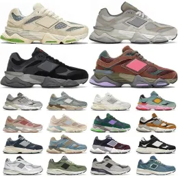 Designer 9060 Löpskor 990 Män kvinnor 2002r Pack Pink Olive 9060s Bricks Wood 990V3 Rain Cloud Grey Sea Salt Blue Haze White Black Mens Trainers Outdoor