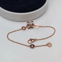 Infinity Bransolety Series Designer Single Bieczek dla kobiety najwyższe materiały zaawansowane złota platowana 18 -karatowa biżuteria luksusowa marka projektant 925 srebra z pudełkiem 055