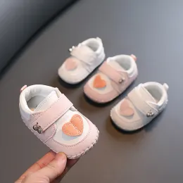赤ちゃんのための屋外の高級レザーフラット浅い靴