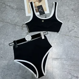 BIKINI PROJEKTOWANIE Kobiet Swimsuit Black Sexy Beach Sets Classic Pure Cotton kontrastujący z czołgami Trójkątne spodnie z metalowymi naklejkami z listami