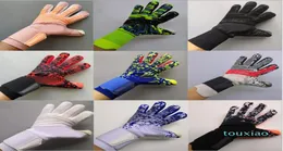 プロのサッカーのゴールキーパーGlvoes Latex of Finger Protection Childrens Adults Footbale Goalie Gloves3589754