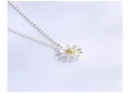 Girlfriend039s birthday gifts S925 sterling silver necklaces women039s silver necklace chrysanthemum necklaces silver cyrsta5924134