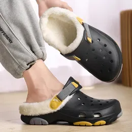 Autunno Inverno Uomo Breve Peluche Punta Chiusa EVA Pantofole Moda Piattaforma Interna Scarpe per Uomo Casual Scarpe di Cotone per la Casa 240220