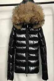 2021 Women Wolf Fur Nylon Down Jacket Designer Lady Warm Hooded Snap Button Zip Closure Outwear Fashion Girl Stand Collar Padded C1830565