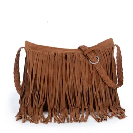 Büyük Kapasiteli Kadın Tassled Fringed Süet Süet Messenger Crossbody Bag Kadın Çanta Tassel Tassel Omuz Çantası Seyahat Tote Çanta