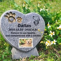 Gravestones Heart Shaped Animal Tombstone DIY Resin Dog Pet Memorial Stone Outdoor Courtyard Decoration Ornaments Standing NEW