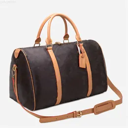 New Fashion Oem Custom Travel Duffel Bag Waterproof Genuine Leather Weekend Weekender Overnight Carryon Hand Brown