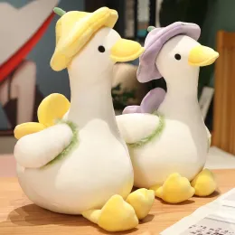 Yastıklar sevimli kabarık ördek peluş oyuncak hayvan karikatür giyinmiş kaz bebek moda kawaii doldurulmuş yastık çocuklar için kızlar doğum günü hediyesi 35555cm