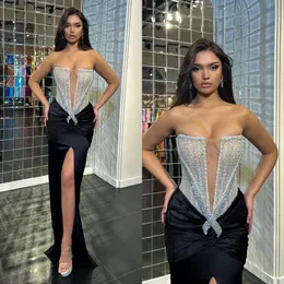 Prom sexy schwarzes Kleid Illusion trägerloser formaler Abendkleider elegante geteilte Falten Partykleider für besondere OCNS -Scheide Promdress es Kleid