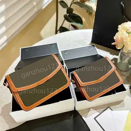 TOTES Tasarımcı Çanta Küçük Omuz Çantası Kadın Tote Çanta Kamera Çanta Çanta Çanta Adam Crossbody Çanta Deri Kanun Çubuğu Küçük Kare Çanta Ayna Yüzey Crossbody Çanta Çanta Çanta