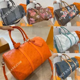 Torby na duffel Wysokiej jakości gorąca designerka torba męska mężczyzna Mężczyźni moda torba podróży duża pojemność zamek błyskawiczny na płótnie skórzana ręka torba podróżna