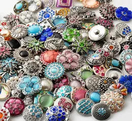 50 pezzi di alta qualità mix molti stili di strass fascino di metallo 18mm braccialetto con bottone a pressione per le donne Rivca fai da te gioielli con bottone a pressione Y18470201