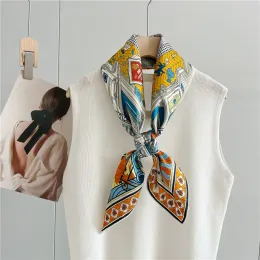 العلامة التجارية طباعة الحافة رولر وشاح مربع التوت الأوشحة الحرير bandanas fulard femme الحواف يدويها 90 سم باندانا