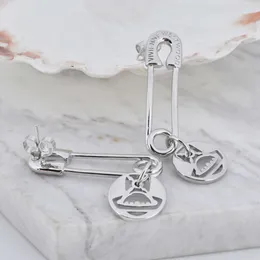 디자이너 이어링 Viviennr Westwoods Hollow Out Round Brand Saturn Pins Earrings Live