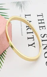 Bangle mode rostfritt stål smycken runda för kvinna barn charm armband party kärlek bröllop märke gåva hela9573284