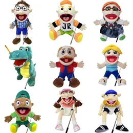 Pluszowe pluszowe zwierzęta Jeffy Dad Puppet Sml Puppets dinozaur Jeffy Plush Toy Jeffy with Stick Doll Family Boy Boy Zombie Rap Singer Children Prezent urodzinowy T240531