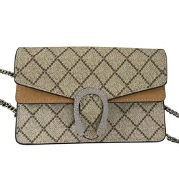 Designerväska Fashion Bag Mini Snake Mönster Letter Sydd kedja Enkel axelväska Crossbody Bag storlek 16,5 cm 001