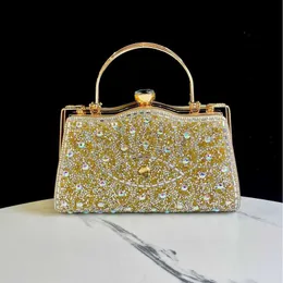 Luxury designer women Evening Bags New exquisite banquet bag with diamond inlay, women's bag with socialite banquet handbag, rhinestone