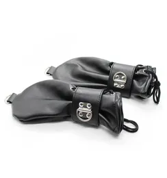 Fashionsoft Leather Fist Mitts Locks Andrings Hand Restraintミトンペットロールプレイフェチコスチューム2367939