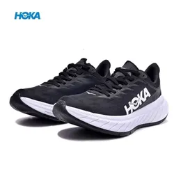 Hokashoes One Bondi Bondi 8 Clifton 9 Buty do biegania dla mężczyzn Women Carbon x x3 Mach x Mach Challenger Triple Black M Speadgoat 5 Szerokie trenerzy Stinson 6 trampek