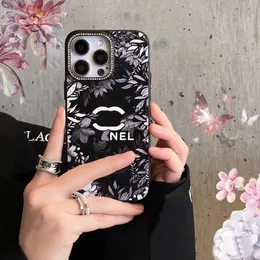 Moda CC Designer Telefon Kılıfları İPhone 15 Pro MAX 14 PRO MAX PRO MAX PLUS 13 12 11 iPhone Kılıfı Lüks Silikon Telefon Kılıfları Kadın Cep Telefonu Kabuğu