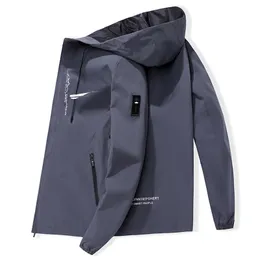 Autunno designer giacca da uomo Spring tech cappotto con cappuccio con cappuccio con cappuccio uomo abbigliamento sporto abbigliamento per cappotti casual con cerniera uomo motociclista lettera di moda lettera lunga manica