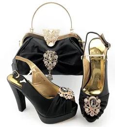 Fashion Black Women Shoes Match Bolsa Conjunto com Crystal Decoration African High Salto Bombas e Bag Qsl017heel 11cm4816705