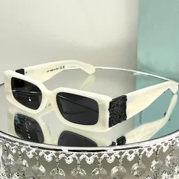 Occhiali da sole quadrati per donne uomini lenti polarizzate anti -UV400,  stile classico, occhiali da sole all'aperto con tessuto custodia