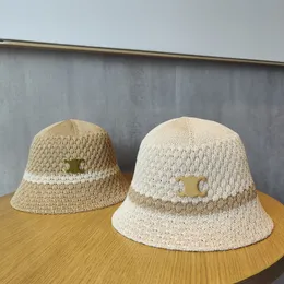 Khaki Wide Brim Hats Designer Pattern Bucket Hats Summer New Portable Foldable Sun and Sunscreen Hat for Women調整可能な帽子