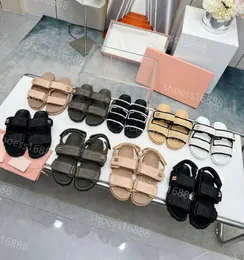 Designer Sandaler Kvinnor virkade Flatform Slides Slides Slides Top-kvalitet Monolith Foam Sandaler Luxury Woven Fabric Sandal