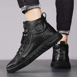 Autumn Leather High-Top Men's Shoes: Durable Style for All Occasions