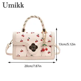 DHgate.com:Womens Cherry Red Faux Leather Square Chain