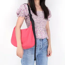 【monde monde】time shoulder bag_2colors ☆送料関税込み☆ e1754a40-95b4-45cc-83bd-