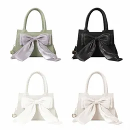 DHgate.com:Stylish Leather Small Square Shoulder Bag with DHgate.com:Stylish Leather Small Square Shoulder Bag with