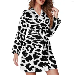 Women's Sleepwear Dalmatian Dog Pajama Robe Womens Animal Print Aesthetic Bathrobe Long-Sleeve V Neck Pattern Pajamas Robes Spring Retro
