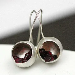 Dingle örhängen mode granatäpple vin röd sten vintage silver färg metall lång krok för kvinnor