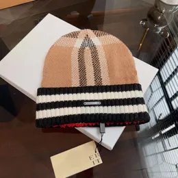 2023 Chapéus Lenços Luvas Conjuntos Chapéus Lenços Luvas Conjuntos Beanie / Skull Caps Designer Beanie Luxo Chapéu de Malha Popular Chapéu de Inverno Cashmere Bonnet Casual Alta Qualidade