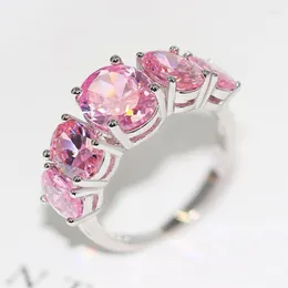 Clusterringe ZHOUYANG Ring für Frauen Luxuriöses Mädchen Pulver Oval Rosa Zirkonia Silber Farbe Hochzeit Verlobungsgeschenk Modeschmuck