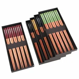 Top wooden chopsticks set 5 pairs of pointed chopsticks commonly used in home use and a box of 23cm dinner chopsticks