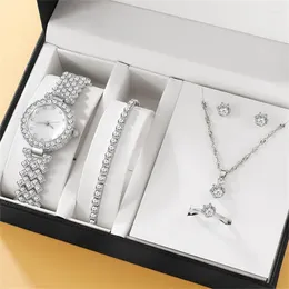 腕時計6pcsセットラグジュアリーウォッチ女性リングネックレスイヤリングラインストーンファッション腕時計カジュアルレディースウォッチブレスレット時計