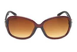 Solglasögon Designer Cat Eye Solglasögon Mens Solglasögon Kvinnor Solglasögon 8016 Ny modetrend Ladies Big Frame Round Face Solglasögon Lyxiga solglasögon